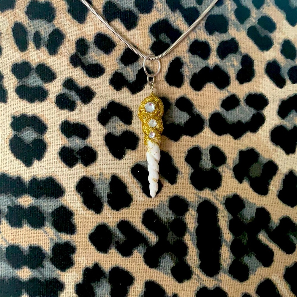 Hand made polymer clay Unicorn 🦄 Horn pendant!